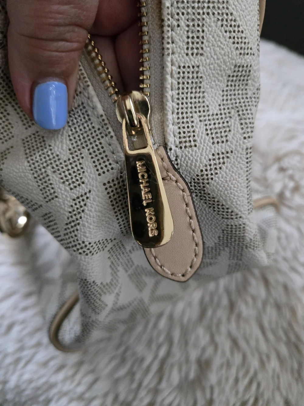 Michael Kors Cream Signature Grayson Satchel